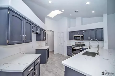 8428 E Topeka Pl, Yuma, AZ 85365 photo 10