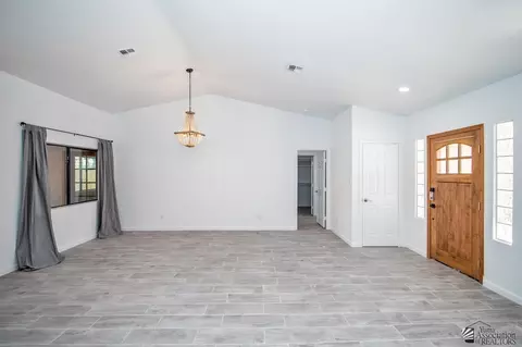 8428 E Topeka Pl, Yuma, AZ 85365 photo 5