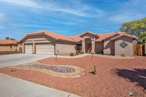 8428 E Topeka Pl, Yuma, AZ 85365 photo 2