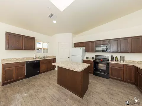 7315 E 37 Pl, Yuma, AZ 85365 photo 4