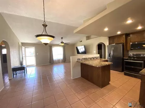 11192 E 37 Ln, Yuma, AZ 85367 photo 2