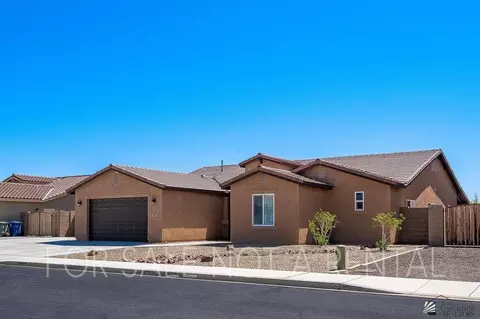 7845 E 38 Pl, Yuma, AZ 85365 photo 2