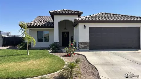 677 E 14 St, Somerton, AZ 85350 photo 1