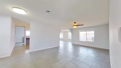 7386 E 25 St, Yuma, AZ 85365 photo 2