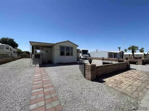 13429 E 49 Dr, Yuma, AZ 85367 photo 1