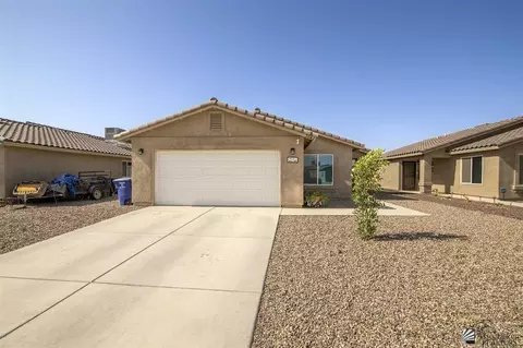 7042 E 38 Pl, Yuma, AZ 85365 photo 1
