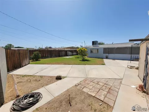 2076 E 25 Pl, Yuma, AZ 85365 photo 23
