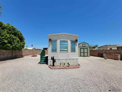 13438 E 49 Dr, Yuma, AZ 85367 photo 1