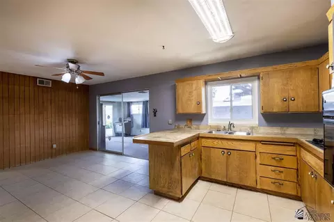 2097 E 26 St, Yuma, AZ 85365 photo 7
