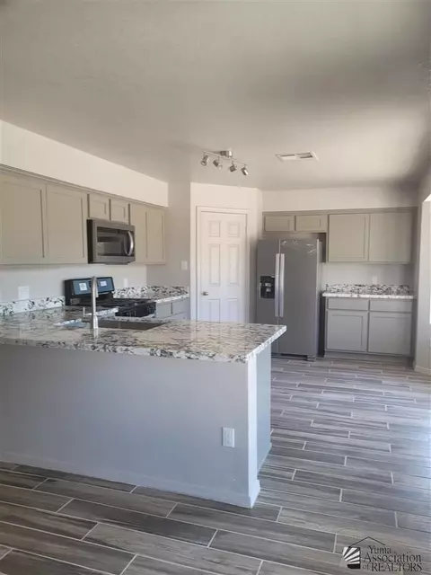 11261 E 25 Pl, Yuma, AZ 85367 photo 3