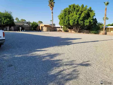 13745 E 47 St, Yuma, AZ 85367 photo 4