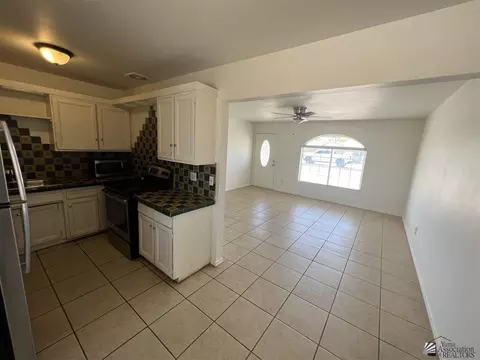 1312 E 26 St, Yuma, AZ 85364 photo 7