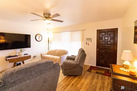 728 E 25 Pl, Yuma, AZ 85365 photo 4