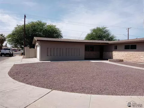 831 E 26 Pl, Yuma, AZ 85365 photo 3
