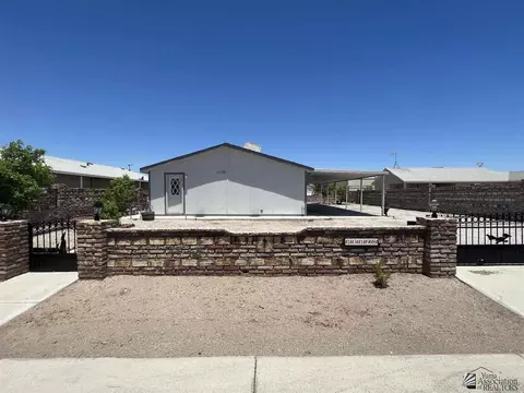 13198 E 53 Dr, Yuma, AZ 85367 photo 1