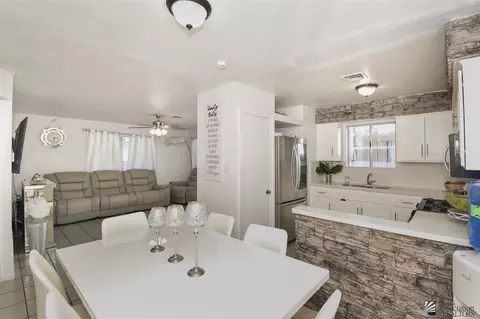 313 E George St, Somerton, AZ 85350 photo 1