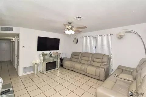 313 E George St, Somerton, AZ 85350 photo 8
