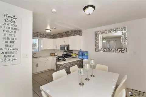 313 E George St, Somerton, AZ 85350 photo 2