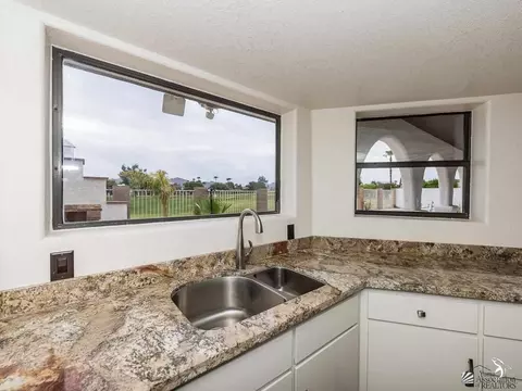 11380 E Via Canada, Yuma, AZ 85367 photo 5
