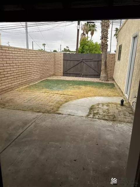 603 E 26 St, Yuma, AZ 85365 photo 17