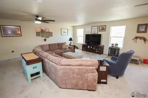 7907 E 43 Pl, Yuma, AZ 85365 photo 4