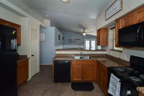 7062 E 37 St, Yuma, AZ 85365 photo 7