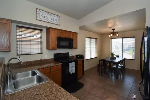 7062 E 37 St, Yuma, AZ 85365 photo 11