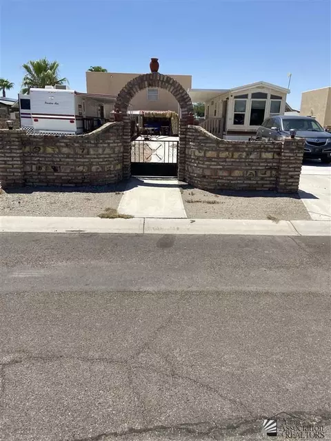 13213 E 45 Ln, Yuma, AZ 85367 photo 1