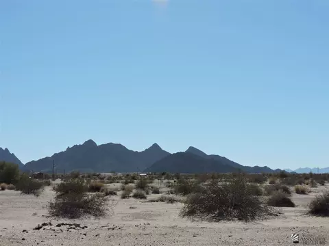 38321 Pearl Dr, Wellton, AZ 85356