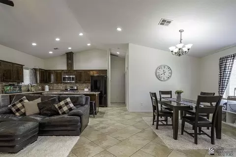 10212 E 35 St, Yuma, AZ 85365 photo 8