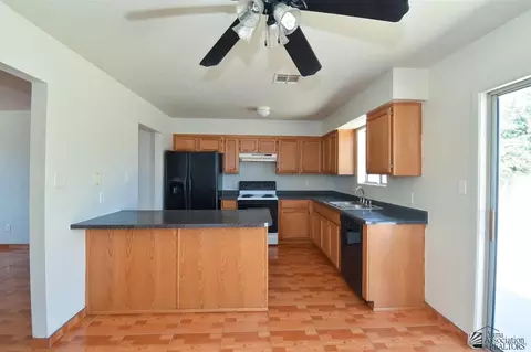 8560 E 39 St, Yuma, AZ 85365 photo 7