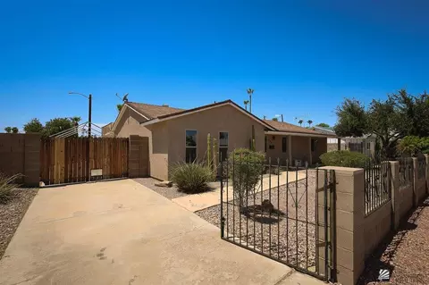 731 E Robin Ln, Yuma, AZ 85365 photo 2