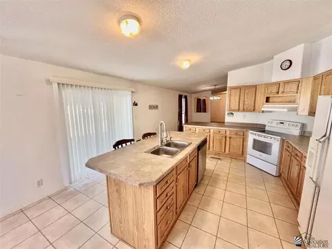 9324 E Ranch Dr, Yuma, AZ 85365 photo 3