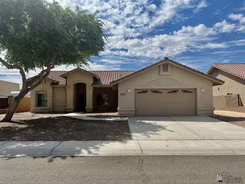 10741 E 39 Pl, Yuma, AZ 85365 photo 1