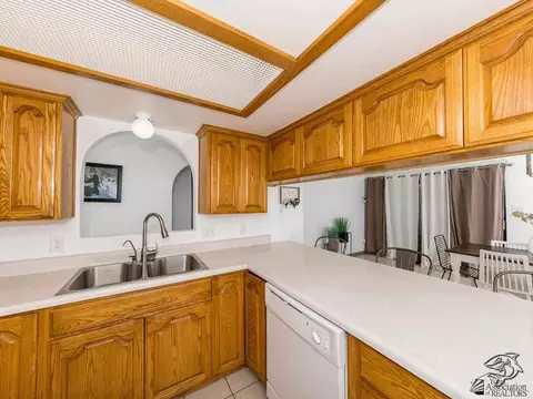 630 E 26 St, Yuma, AZ 85365 photo 9