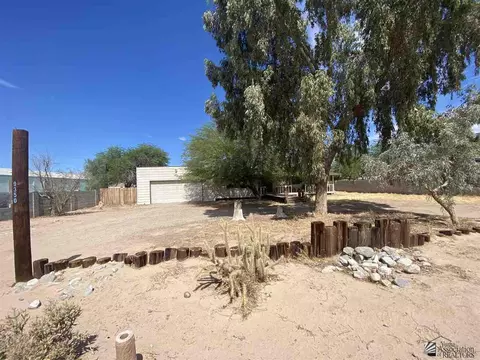 9350 E Armada Dr, Yuma, AZ 85367 photo 3