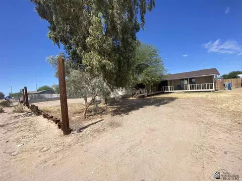 9350 E Armada Dr, Yuma, AZ 85367 photo 4