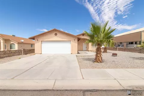 9704 E 38 Ln, Yuma, AZ 85365 photo 2
