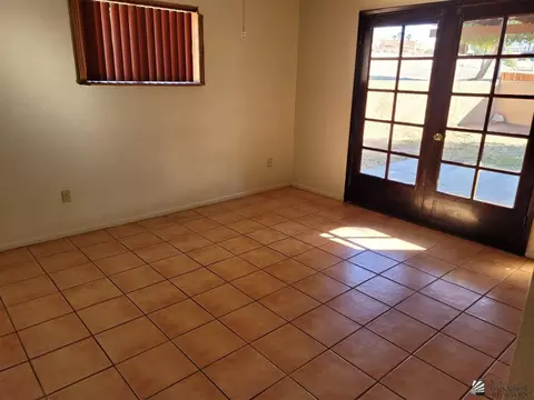 2109 S Citrus Loop, Yuma, AZ 85364 photo 4