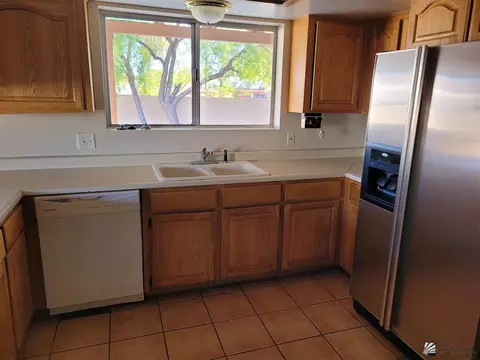 2109 S Citrus Loop, Yuma, AZ 85364 photo 7