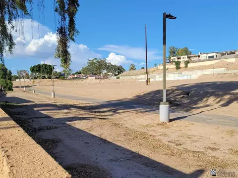 2109 S Citrus Loop, Yuma, AZ 85364 photo 29