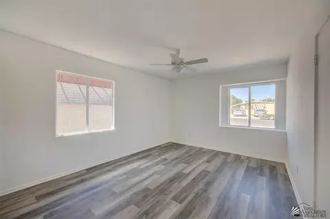 215 E 26 St, Yuma, AZ 85364 photo 9