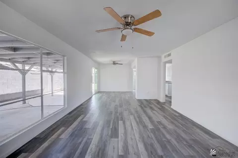 215 E 26 St, Yuma, AZ 85364 photo 3