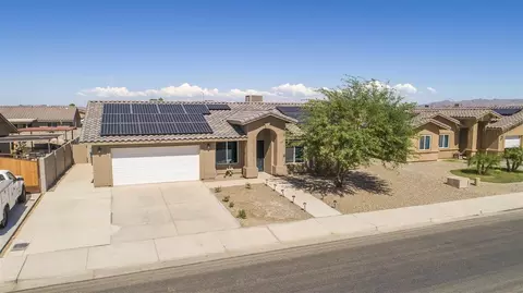 7604 E 41 Ln, Yuma, AZ photo 4