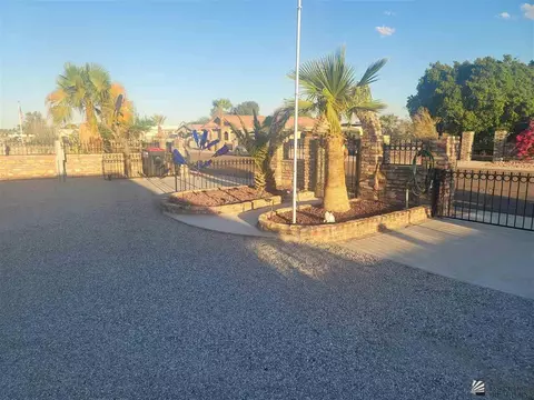 13619 E 55 St, Yuma, AZ 85367 photo 2