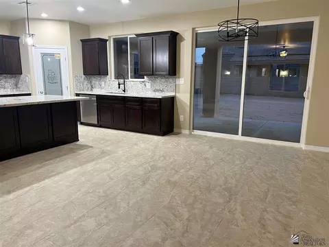 10117 E 39 Pl, Yuma, AZ 85367 photo 5