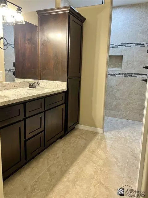 10117 E 39 Pl, Yuma, AZ 85367 photo 12
