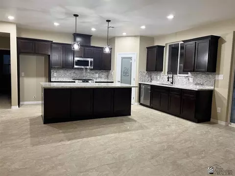 10117 E 39 Pl, Yuma, AZ 85367 photo 3