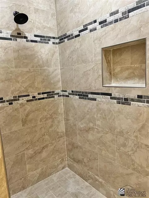 10117 E 39 Pl, Yuma, AZ 85367 photo 14