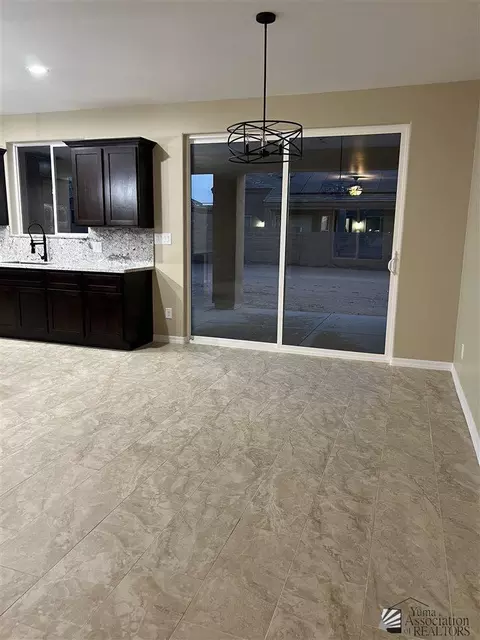 10117 E 39 Pl, Yuma, AZ 85367 photo 6